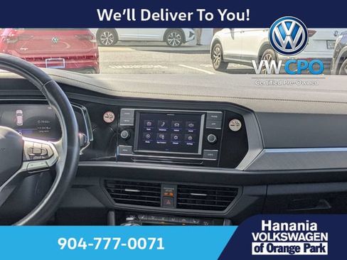 Certified 2024 Volkswagen Jetta SE FWD image 16