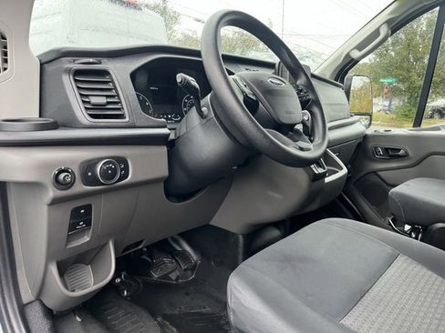 Used 2024 Ford Transit 250 Low Roof w/ Exterior Upgrade Package image 15