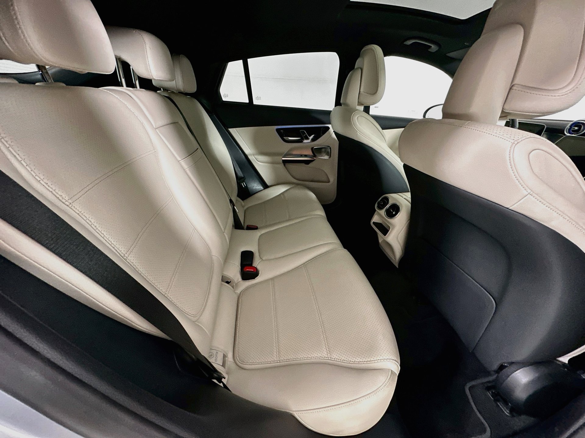Certified 2026 Mercedes-Benz GLC 300 4MATIC image 29