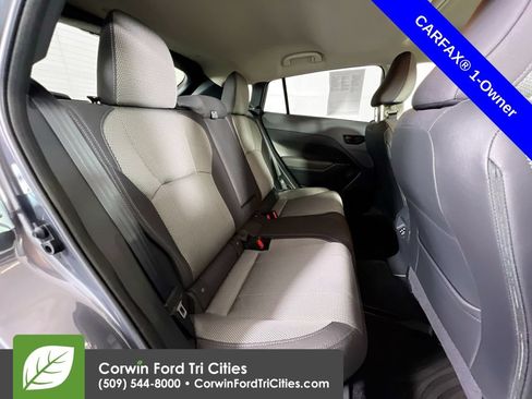 Used 2024 Subaru Crosstrek 2.0i Premium AWD/4WD image 16