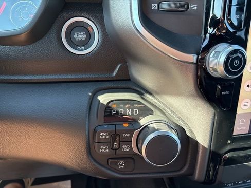 New 2026 RAM 1500 Big Horn AWD/4WD image 16