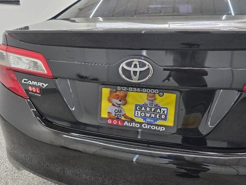 Used 2013 Toyota Camry SE FWD image 7