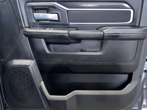 New 2026 RAM 3500 Big Horn AWD/4WD image 37