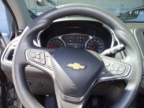Used 2023 Chevrolet Equinox LT FWD image 15