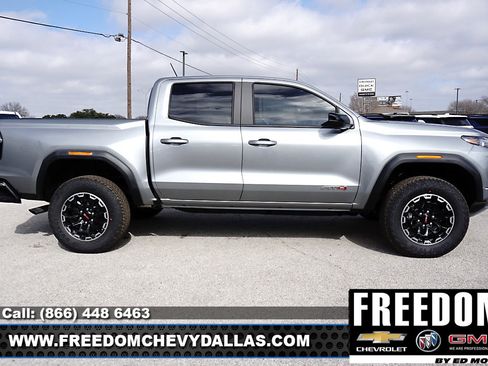 New 2026 GMC Canyon AT4 image 8