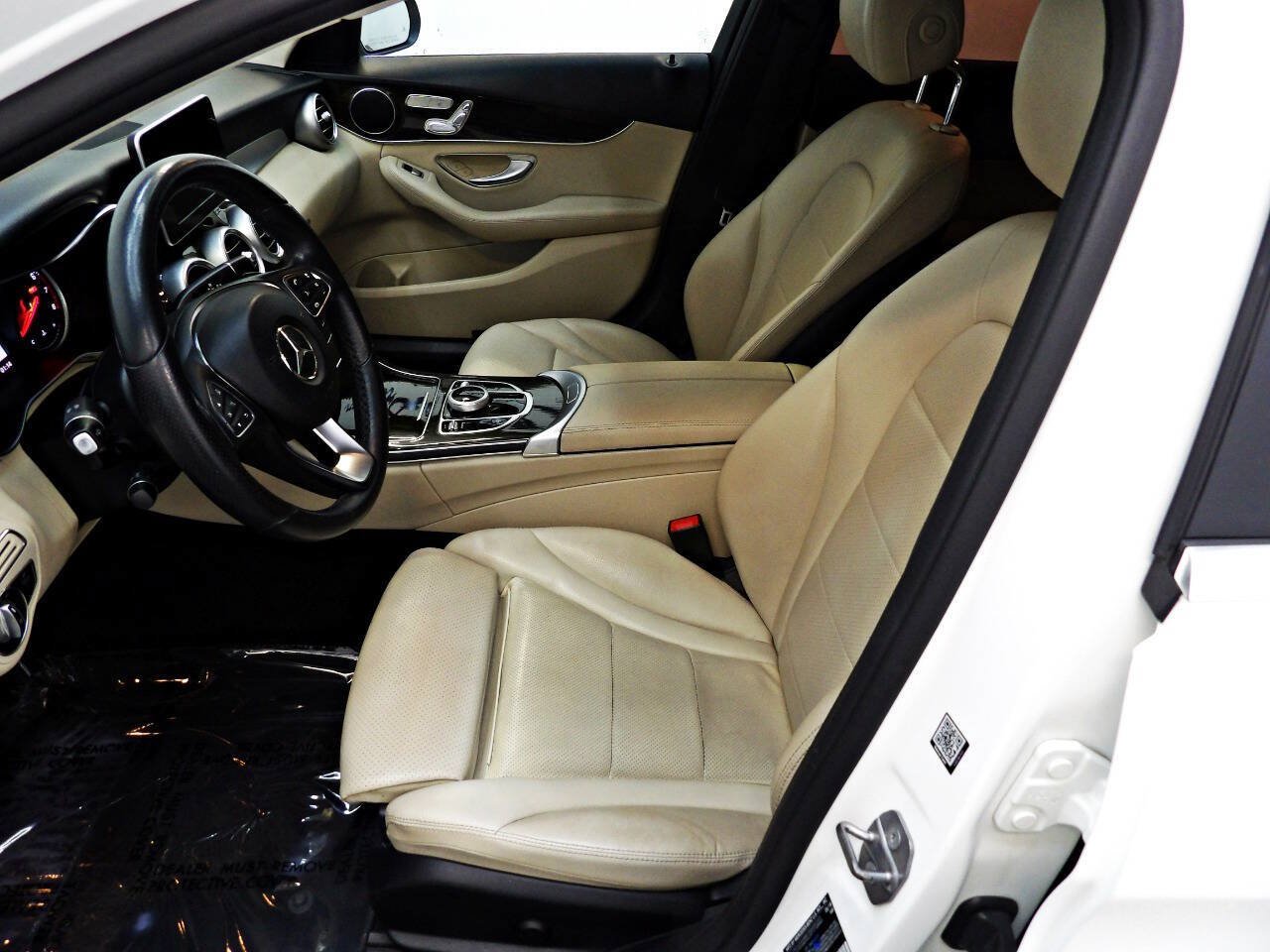Used 2018 Mercedes-Benz C 300 Sedan image 8