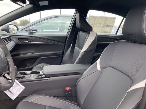 New 2026 Toyota Camry SE image 10