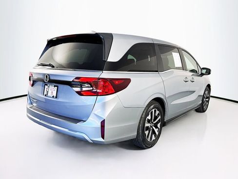Used 2025 Honda Odyssey EX-L image 10