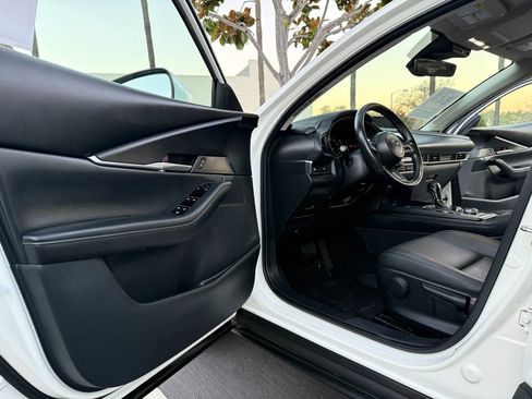 Used 2022 MAZDA CX-30 AWD 2.5 S w/ Select Package image 11