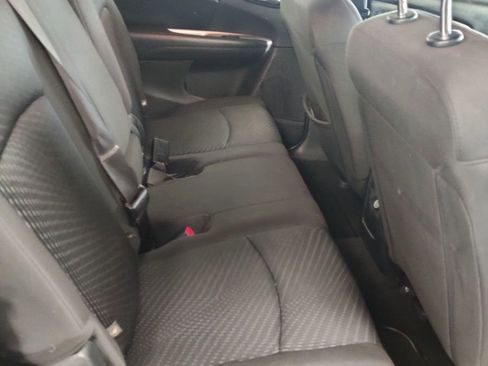 Used 2018 Dodge Journey SE w/ Blacktop Package image 14