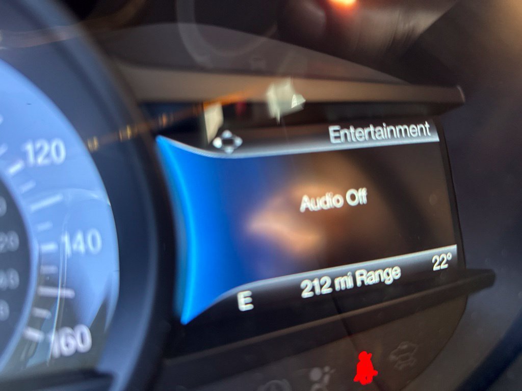 Used 2023 Ford Edge SE AWD/4WD image 7