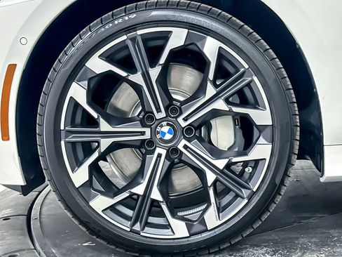 Used 2026 BMW 330i Sedan w/ Premium Package RWD image 24