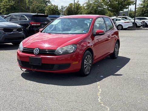 Used 2011 Volkswagen Golf 2-Door FWD image 5