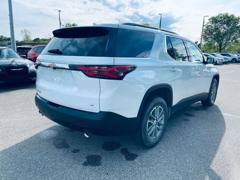 Used 2023 Chevrolet Traverse LT w/ LPO, Floor Liner Package AWD/4WD image 6