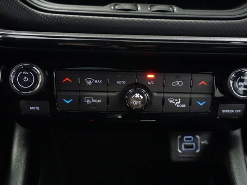 New 2026 Jeep Compass Limited image 41