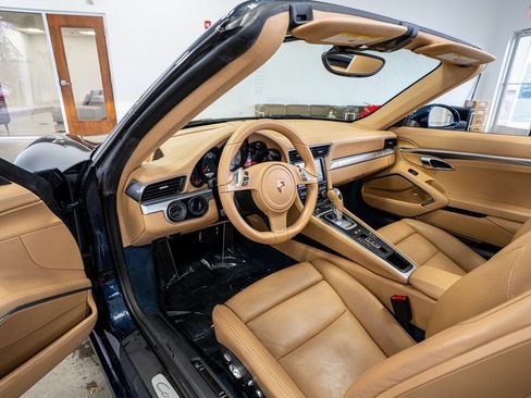 Used 2013 Porsche 911 Carrera S image 31