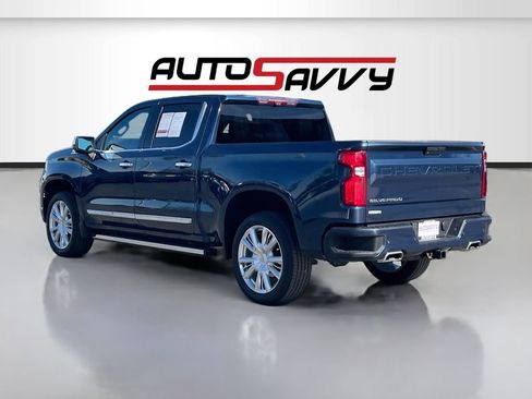 Used 2023 Chevrolet Silverado 1500 High Country w/ High Country Premium Package AWD/4WD image 5