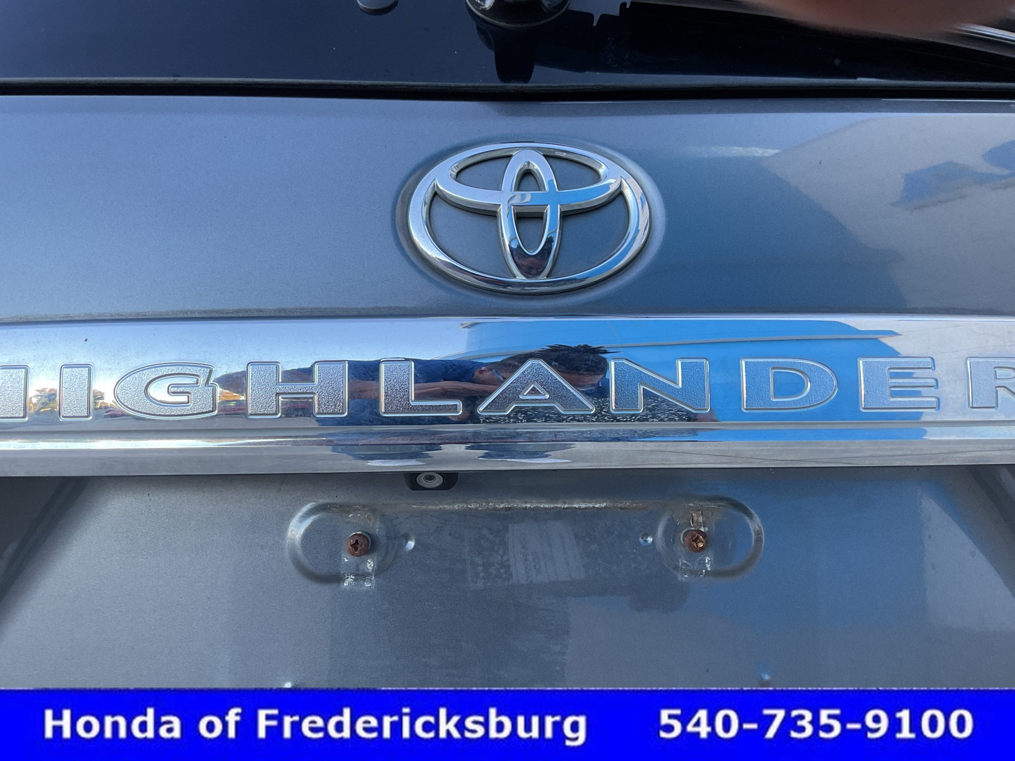 Used 2011 Toyota Highlander SE w/ Convenience Pkg AWD/4WD image 14