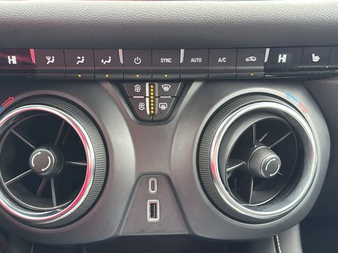 Used 2024 Chevrolet Blazer LT w/ Convenience Package AWD/4WD image 19