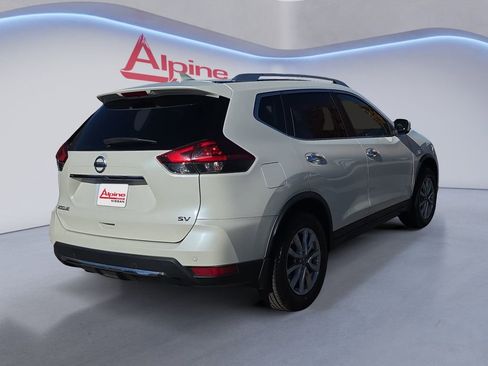 Certified 2020 Nissan Rogue SV image 5