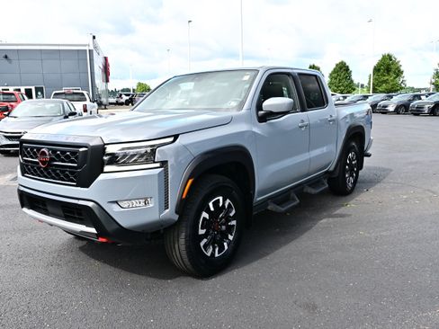 Certified 2024 Nissan Frontier PRO-4X w/ Technology Package AWD/4WD image 4