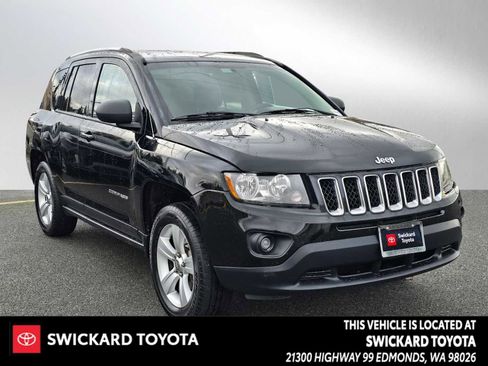 Used 2015 Jeep Compass Sport image 1