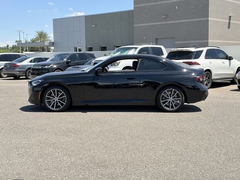 Used 2024 BMW 230i Coupe w/ Convenience Package RWD image 9