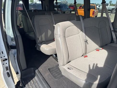 Used 2025 GMC Savana 3500 LT w/ LT Preferred Equipment Group RWD image 13