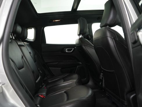 Used 2022 Jeep Compass High Altitude image 12