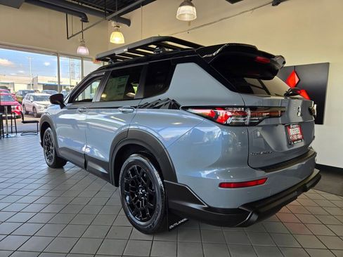 New 2025 Mitsubishi Outlander Trail Edition image 13
