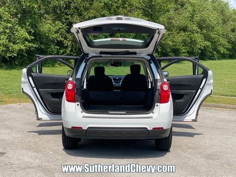 Used 2015 Chevrolet Equinox LS image 32