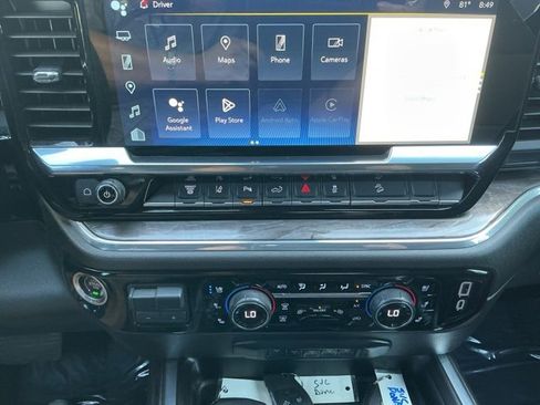 Used 2024 Chevrolet Silverado 2500 LTZ w/ LTZ Premium Package image 13