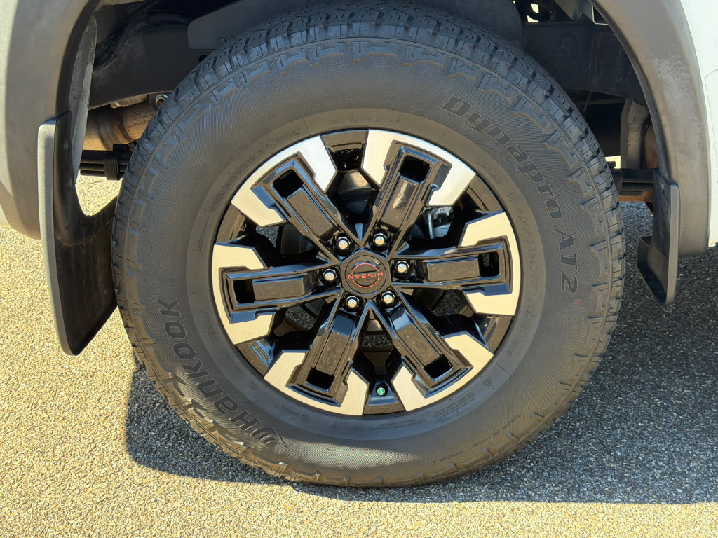 Used 2023 Nissan Frontier Pro-X w/ Tow Package RWD image 17