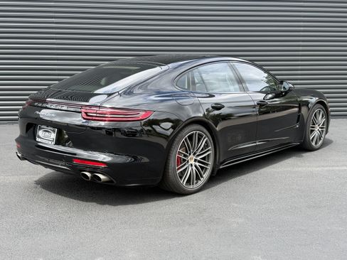 Used 2017 Porsche Panamera Turbo AWD/4WD image 4