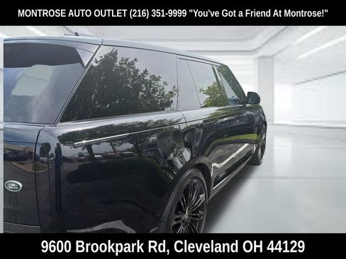 Used 2023 Land Rover Range Rover SE AWD/4WD image 7