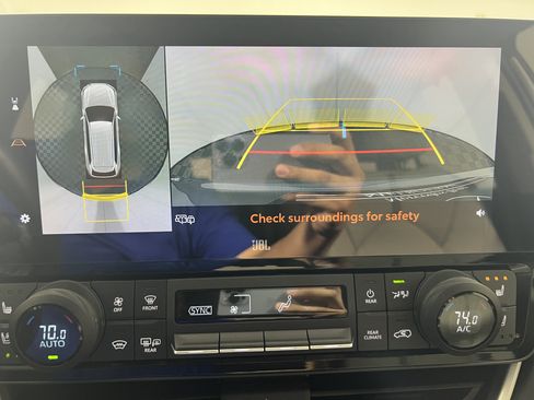 Used 2024 Toyota Grand Highlander AWD image 22