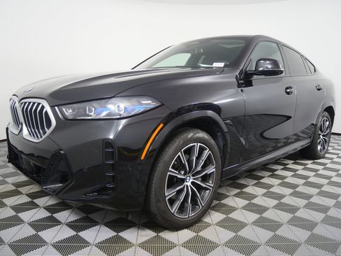 Used 2025 BMW X6 xDrive40i w/ Climate Comfort Package AWD/4WD image 6
