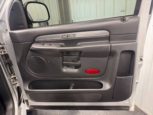 Used 2005 Dodge Ram 1500 Truck SLT w/ Daytona Edition Group AWD/4WD image 13