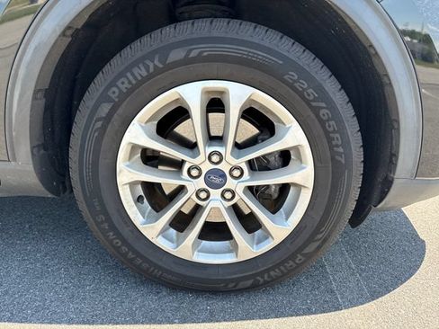 Used 2022 Ford Escape SE w/ Convenience Package AWD/4WD image 11