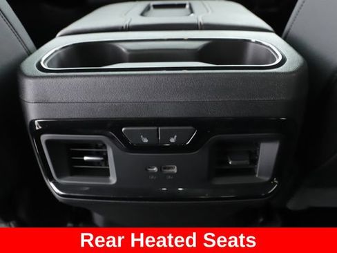 Used 2022 GMC Sierra 1500 AT4 w/ AT4 Premium Package AWD/4WD image 29