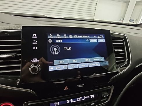 Used 2023 Honda Passport Elite image 17