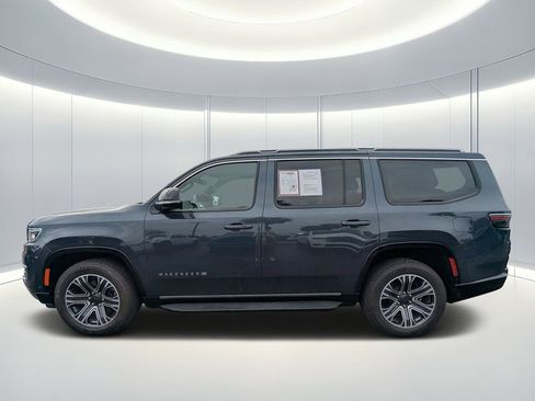 Certified 2024 Jeep Wagoneer Series II image 7