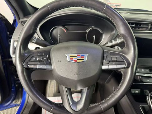 Used 2021 Cadillac XT4 Premium Luxury AWD/4WD image 13