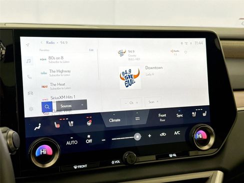 Used 2025 Lexus RX 350 w/ Convenience Package image 24