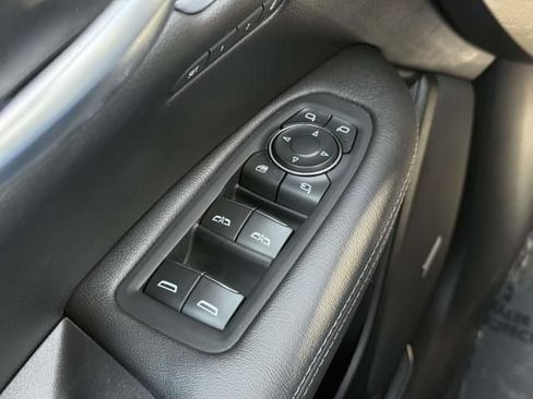 Used 2024 Cadillac XT5 Premium Luxury w/ Technology Package AWD/4WD image 22