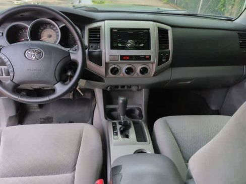 Used 2010 Toyota Tacoma PreRunner RWD image 15