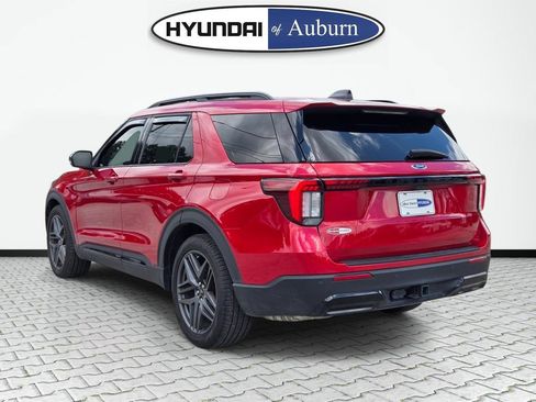 Used 2025 Ford Explorer ST-Line w/ Premium Package RWD image 8
