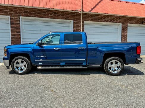 Used 2015 Chevrolet Silverado 1500 LTZ Z71 w/ LTZ Plus Package AWD/4WD image 18