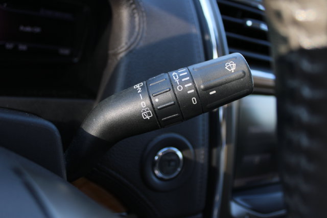 Used 2014 Lincoln MKX AWD w/ Equipment Group 102A image 10