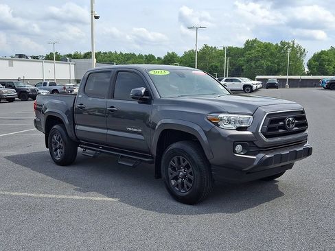 Certified 2023 Toyota Tacoma SR5 w/ Technology Package AWD/4WD image 3